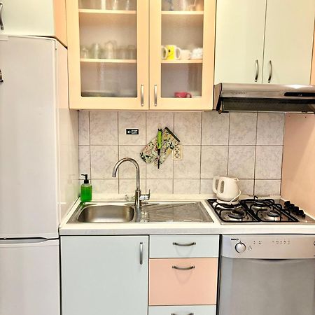Apartman Paula Lägenhet Split Exteriör bild